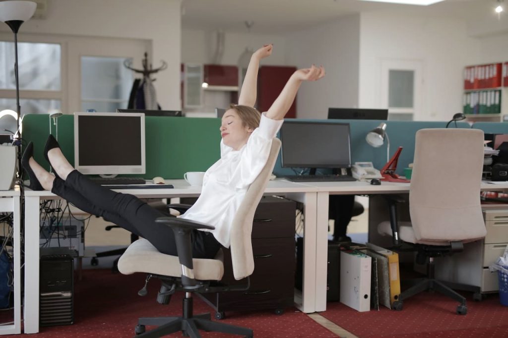 stretching und flexibilitätstraining büro
